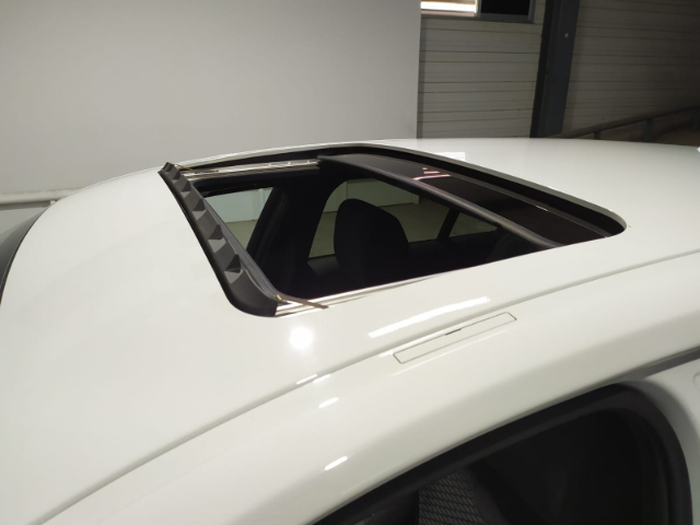 BMW Serie 1 M140i color Blanco. Año 2017. 250KW(340CV). Gasolina. En concesionario Hispamovil Elche de Alicante
