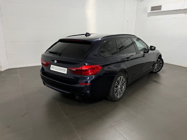 BMW Serie 5 520d Touring color Azul. Año 2020. 140KW(190CV). Diésel. En concesionario Amiocar S.A. de Coruña