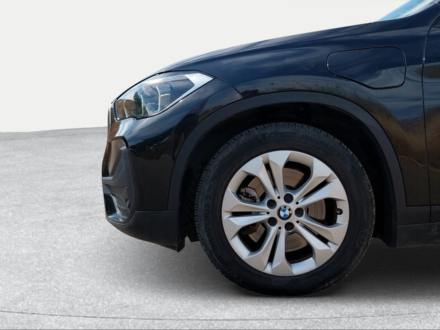 BMW X1 xDrive25e color Negro. Año 2021. 162KW(220CV). Híbrido Electro/Gasolina. En concesionario San Rafael Motor, S.L. de Córdoba