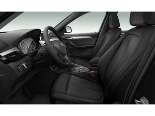 Fotos de BMW X1 xDrive25e color Negro. Año 2021. 162KW(220CV). Híbrido Electro/Gasolina. En concesionario San Rafael Motor, S.L. de Córdoba
