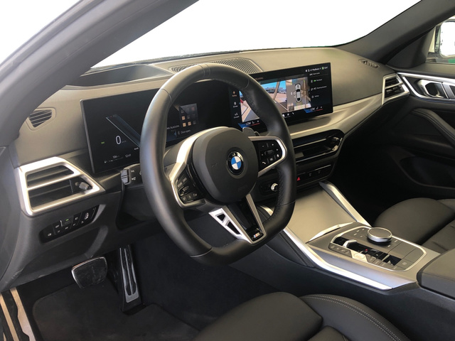 BMW Serie 4 420i Gran Coupe color Blanco. Año 2024. 135KW(184CV). Gasolina. En concesionario Vehinter Getafe de Madrid