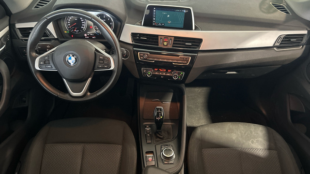 BMW X1 sDrive18d color Marrón. Año 2018. 110KW(150CV). Diésel. En concesionario BYmyCAR Madrid - Alcalá de Madrid