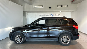 Fotos de BMW X1 sDrive18d color Marrón. Año 2018. 110KW(150CV). Diésel. En concesionario BYmyCAR Madrid - Alcalá de Madrid