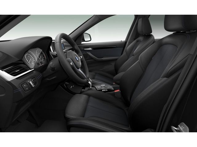 BMW X1 xDrive18d color Negro. Año 2021. 110KW(150CV). Diésel. En concesionario San Rafael Motor LUCENA, S.L. de Córdoba