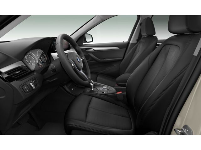 BMW X1 sDrive18d color Naranja. Año 2019. 110KW(150CV). Diésel. En concesionario San Rafael Motor LUCENA, S.L. de Córdoba