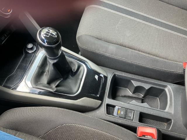 Volkswagen T-Roc Advance 1.0 TSI 81 kW (110 CV)