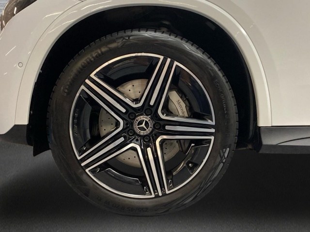 Mercedes-Benz GLC 300 - 5