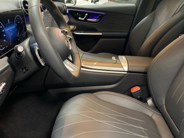 Mercedes-Benz GLC 300 - 7
