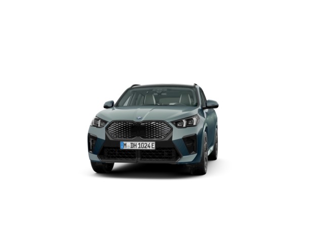 BMW iX2 eDrive20 color Verde. Año 2024. 150KW(204CV). Eléctrico. En concesionario Móvil Begar Alicante de Alicante
