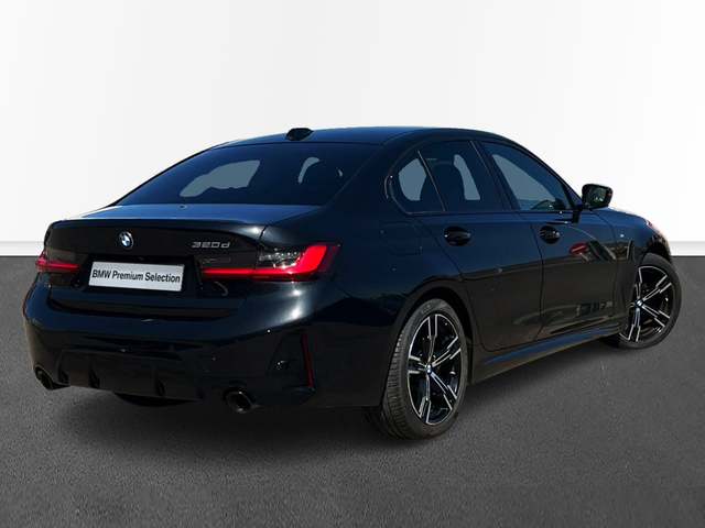 BMW Serie 3 320d color Negro. Año 2024. 140KW(190CV). Diésel. En concesionario CARTAGENA PREMIUM S.L. de Murcia