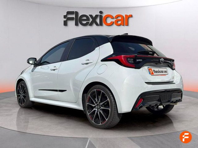 Foto 9 Toyota Yaris 1.5 120H GR-Sport 85 kW (116 CV)