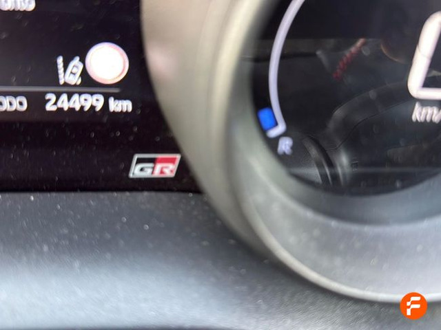 Foto 12 Toyota Yaris 1.5 120H GR-Sport 85 kW (116 CV)