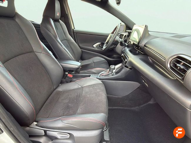 Foto 16 Toyota Yaris 1.5 120H GR-Sport 85 kW (116 CV)