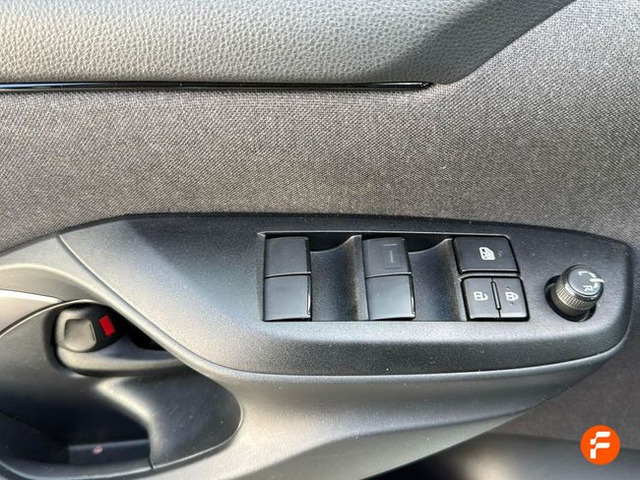 Foto 26 Toyota Yaris 1.5 120H GR-Sport 85 kW (116 CV)