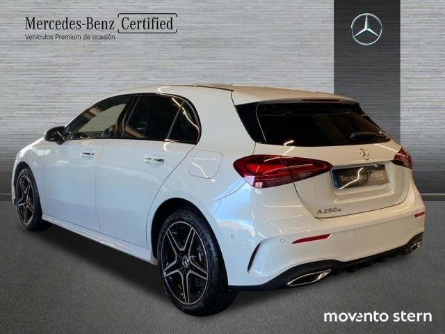 Mercedes-Benz Clase A 250 e - 4