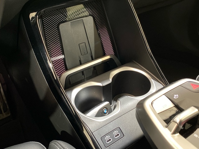 BMW X2 xDrive20d color Blanco. Año 2024. 120KW(163CV). Híbrido Electro/Diesel. En concesionario Motor Gorbea de Álava
