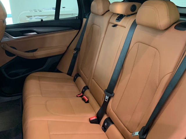 BMW X3 xDrive20d color Negro. Año 2023. 140KW(190CV). Diésel. En concesionario Celtamotor Lalín de Pontevedra