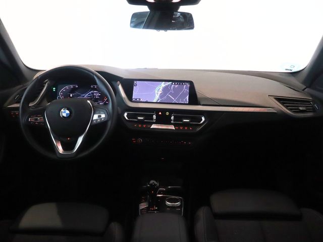 BMW Serie 2 218d Gran Coupe color Blanco. Año 2024. 110KW(150CV). Diésel. En concesionario Pruna Motor, S.L de Barcelona