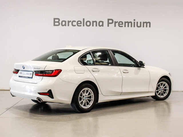 BMW Serie 3 320d color Blanco. Año 2020. 140KW(190CV). Diésel. En concesionario Barcelona Premium -- GRAN VIA de Barcelona
