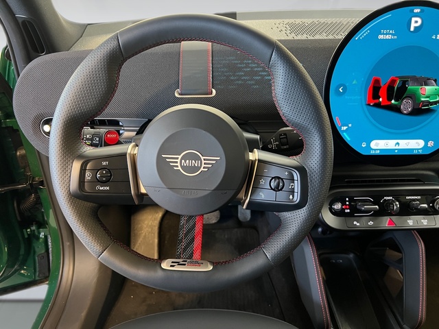 fotoG 19 del MINI MINI Aceman John Cooper Works E 190 kW (258 CV) 258cv Eléctrico del 2025 en Girona