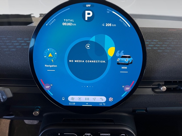 fotoG 20 del MINI MINI Aceman John Cooper Works E 190 kW (258 CV) 258cv Eléctrico del 2025 en Girona