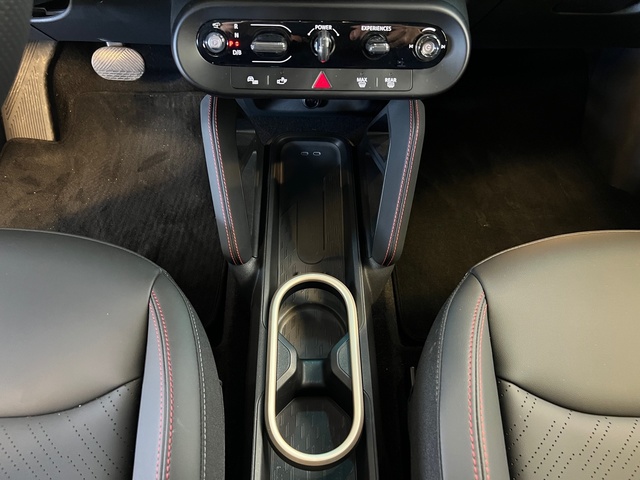 fotoG 21 del MINI MINI Aceman John Cooper Works E 190 kW (258 CV) 258cv Eléctrico del 2025 en Girona