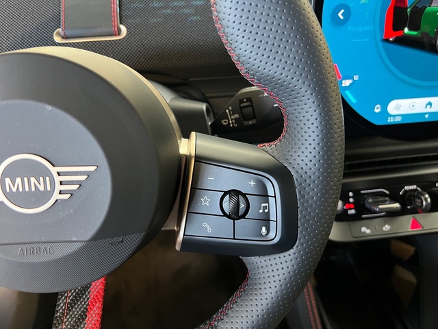 fotoG 23 del MINI MINI Aceman John Cooper Works E 190 kW (258 CV) 258cv Eléctrico del 2025 en Girona