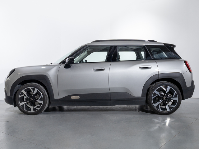 fotoG 2 del MINI MINI Aceman E 135 kW (184 CV) 184cv Eléctrico del 2025 en Girona