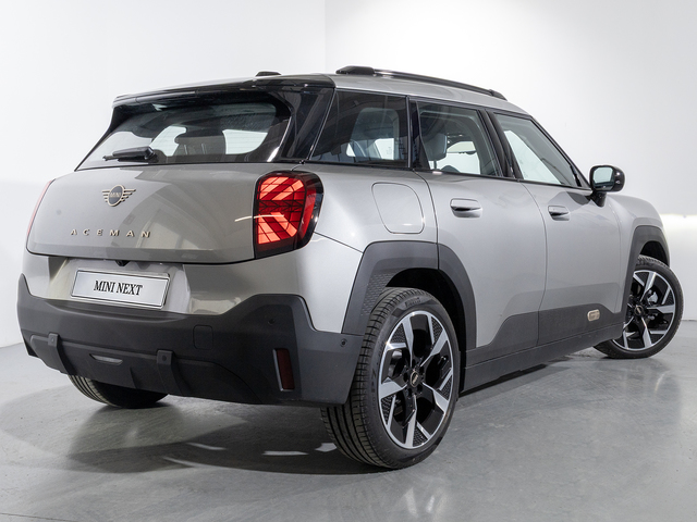 fotoG 3 del MINI MINI Aceman E 135 kW (184 CV) 184cv Eléctrico del 2025 en Girona