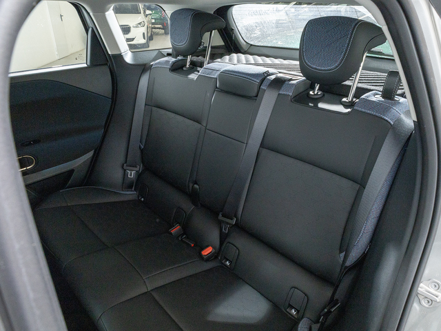 fotoG 12 del MINI MINI Aceman E 135 kW (184 CV) 184cv Eléctrico del 2025 en Girona