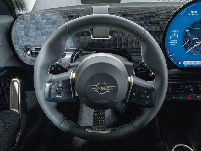 fotoG 13 del MINI MINI Aceman E 135 kW (184 CV) 184cv Eléctrico del 2025 en Girona