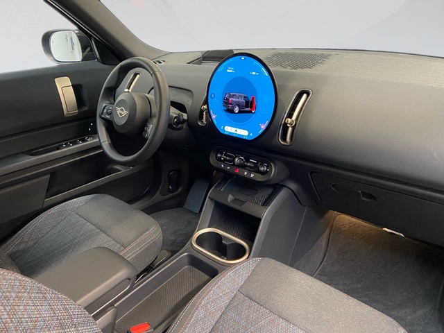 fotoG 13 del MINI MINI Countryman E 150 kW (204 CV) 204cv Eléctrico del 2025 en Girona