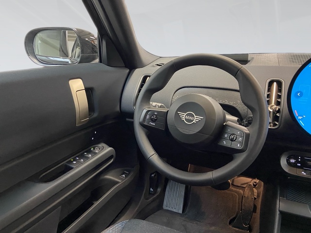 fotoG 20 del MINI MINI Countryman E 150 kW (204 CV) 204cv Eléctrico del 2025 en Girona