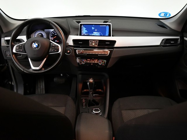 BMW X1 xDrive25e color Negro. Año 2021. 162KW(220CV). Híbrido Electro/Gasolina. En concesionario BYmyCAR Madrid - Alcalá de Madrid