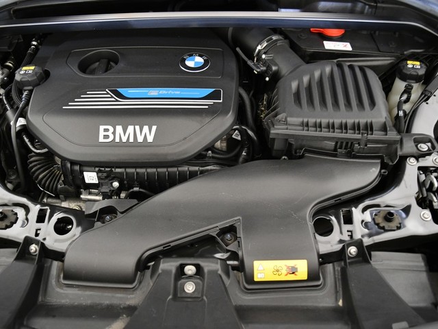 BMW X1 xDrive25e color Negro. Año 2021. 162KW(220CV). Híbrido Electro/Gasolina. En concesionario BYmyCAR Madrid - Alcalá de Madrid