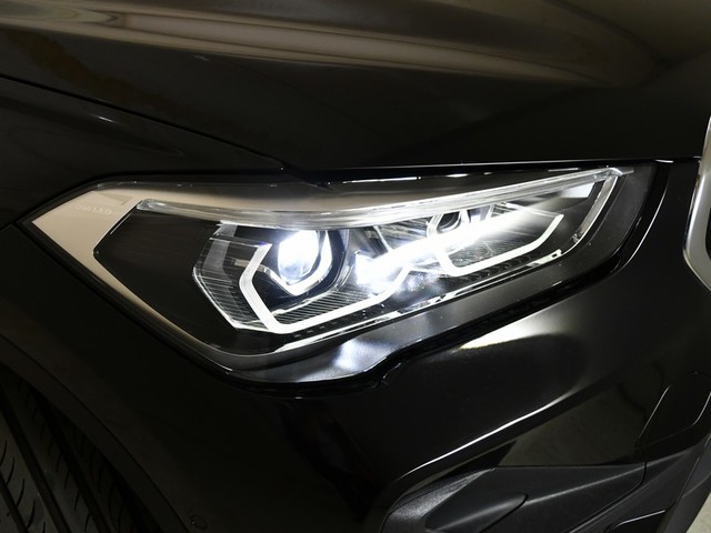 BMW X1 xDrive25e color Negro. Año 2021. 162KW(220CV). Híbrido Electro/Gasolina. En concesionario BYmyCAR Madrid - Alcalá de Madrid