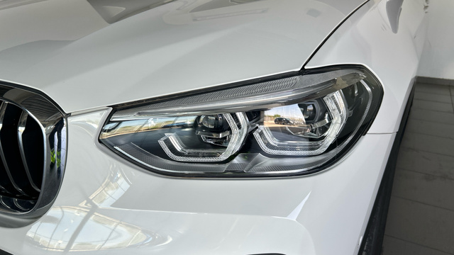 BMW X3 xDrive30e color Blanco. Año 2020. 215KW(292CV). Híbrido Electro/Gasolina. En concesionario BYmyCAR Madrid - Alcalá de Madrid