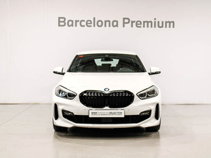 Fotos de BMW Serie 1 116d color Blanco. Año 2021. 85KW(116CV). Diésel. En concesionario Barcelona Premium -- GRAN VIA de Barcelona