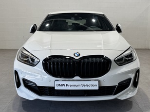 Fotos de BMW Serie 1 118i color Blanco. Año 2023. 103KW(140CV). Gasolina. En concesionario Motor Munich Cadi - Manresa - VO de Barcelona