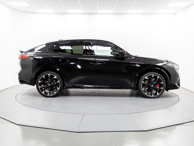 BMW X2 M35i color Negro. Año 2024. 221KW(300CV). Gasolina. En concesionario Móvil Begar Alicante de Alicante