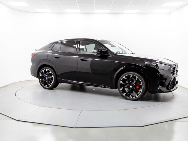BMW X2 M35i color Negro. Año 2024. 221KW(300CV). Gasolina. En concesionario Móvil Begar Alicante de Alicante