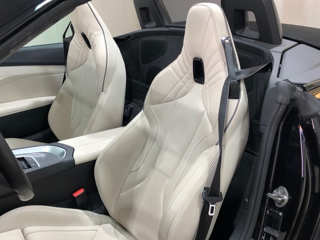 BMW Z4 M40i Cabrio color Negro. Año 2021. 250KW(340CV). Gasolina. En concesionario Movilnorte El Plantio de Madrid