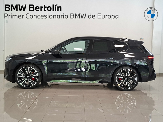 BMW iX xDrive45 color Negro. Año 2025. 300KW(408CV). Eléctrico. En concesionario Automoviles Bertolin, S.L. de Valencia
