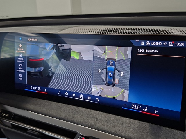 BMW iX xDrive45 color Negro. Año 2025. 300KW(408CV). Eléctrico. En concesionario Automoviles Bertolin, S.L. de Valencia