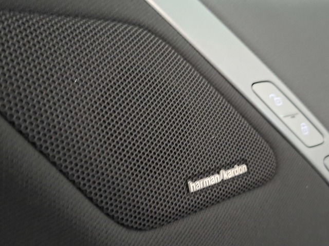 BMW iX xDrive45 color Negro. Año 2025. 300KW(408CV). Eléctrico. En concesionario Automoviles Bertolin, S.L. de Valencia