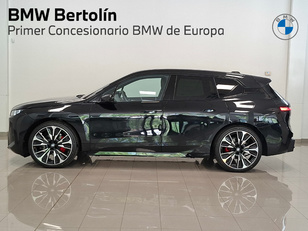 Fotos de BMW iX xDrive45 color Negro. Año 2025. 300KW(408CV). Eléctrico. En concesionario Automoviles Bertolin, S.L. de Valencia