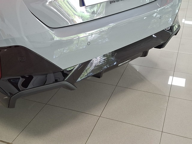 BMW i5 eDrive40 color Gris. Año 2025. 250KW(340CV). Eléctrico. En concesionario Automoviles Bertolin, S.L. de Valencia