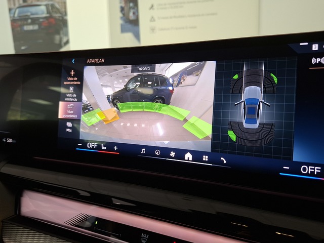 BMW i5 eDrive40 color Gris. Año 2025. 250KW(340CV). Eléctrico. En concesionario Automoviles Bertolin, S.L. de Valencia