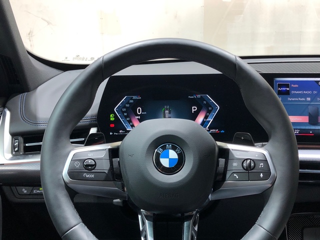 BMW X1 sDrive20d color Gris Plata. Año 2024. 120KW(163CV). Diésel. En concesionario Movilnorte El Plantio de Madrid