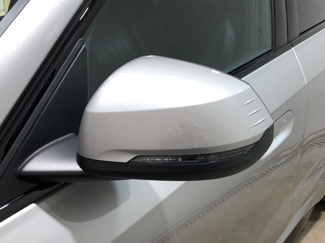 BMW X1 sDrive20d color Gris Plata. Año 2024. 120KW(163CV). Diésel. En concesionario Movilnorte El Plantio de Madrid